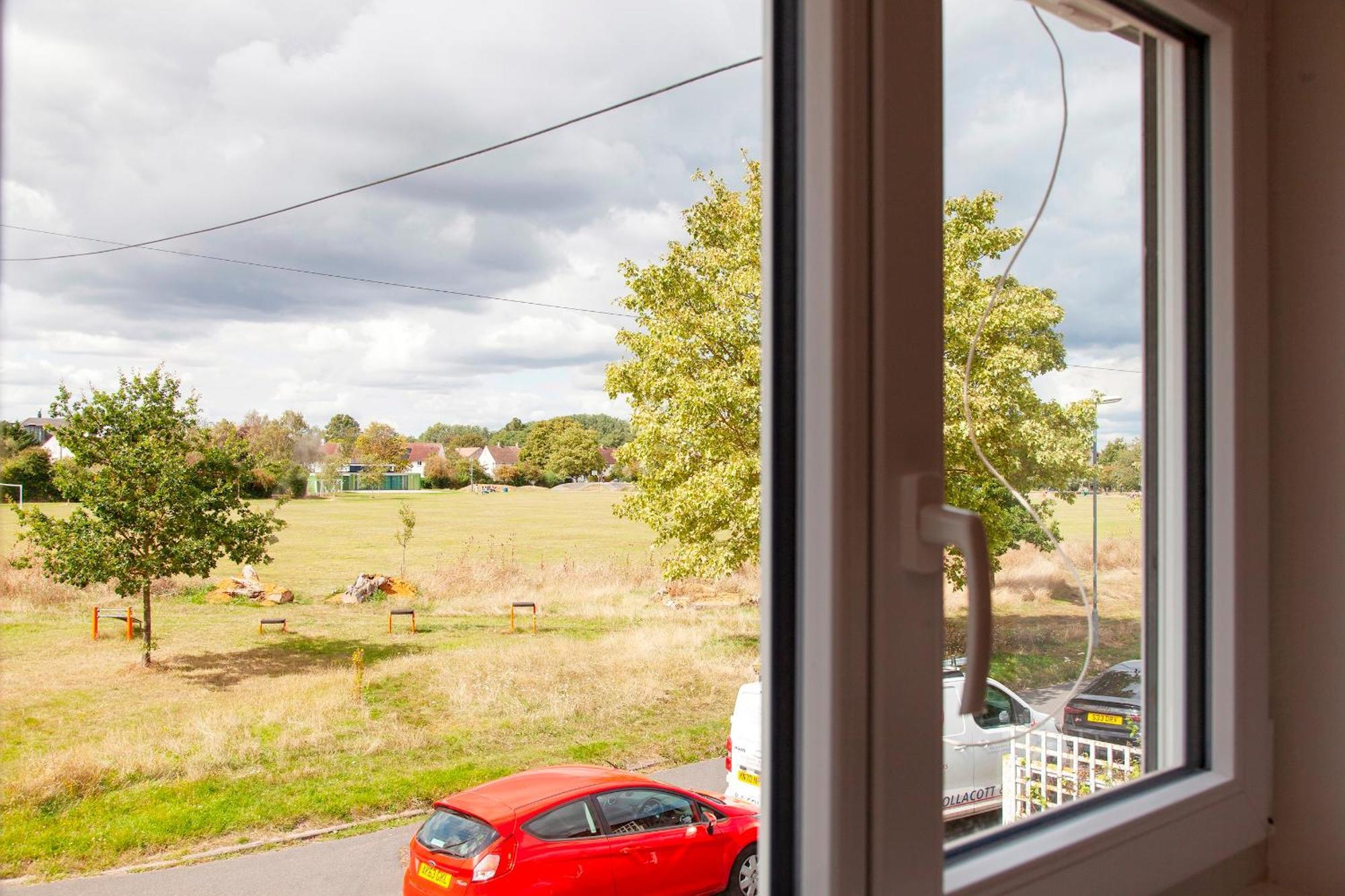 Pass The Keys 49 Byron Square Modern And Spacious 3 Bed Home With Free Parking Кембридж Экстерьер фото